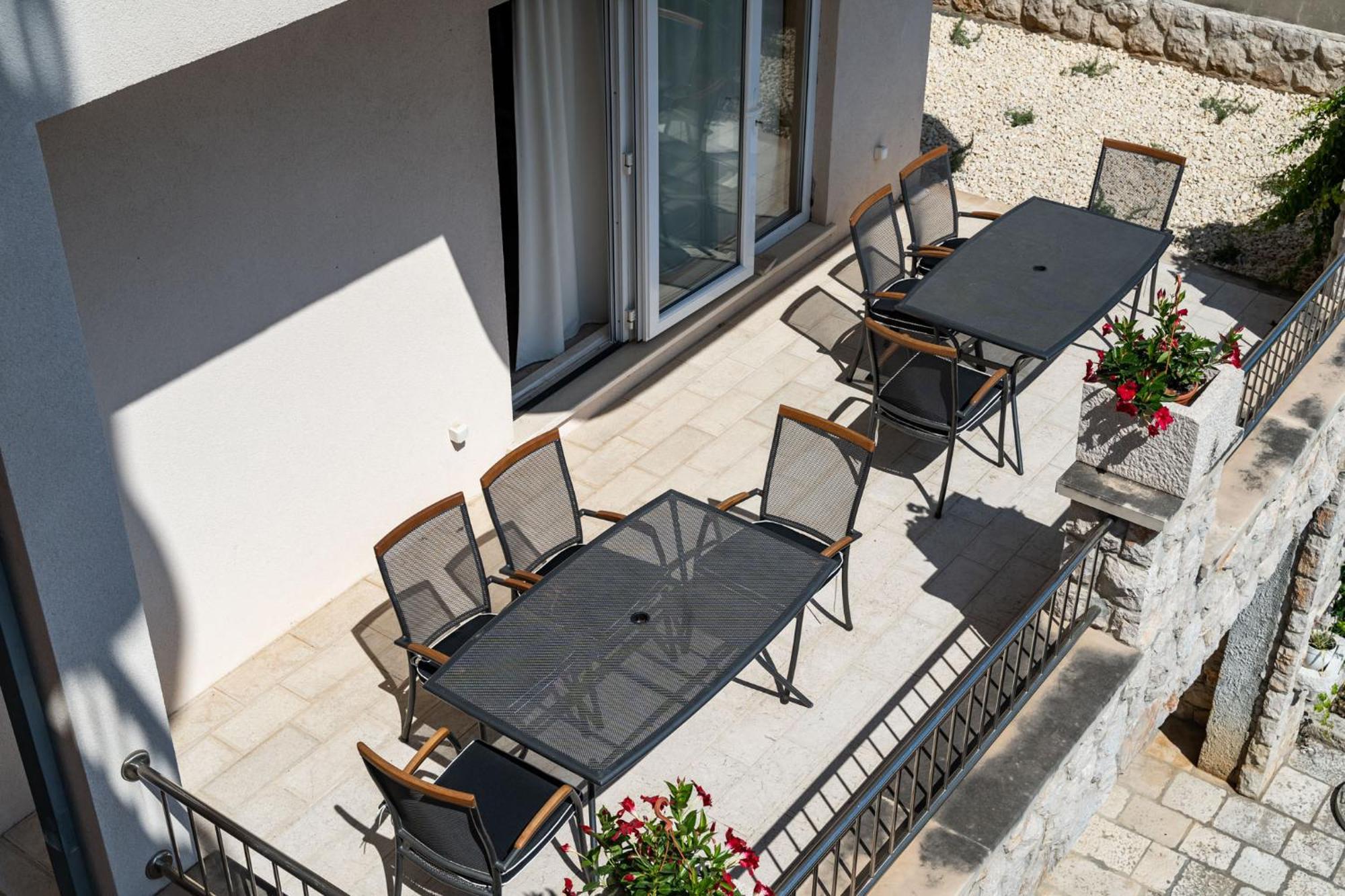 Burum - With Beautiful View 2 Bed & Breakfast