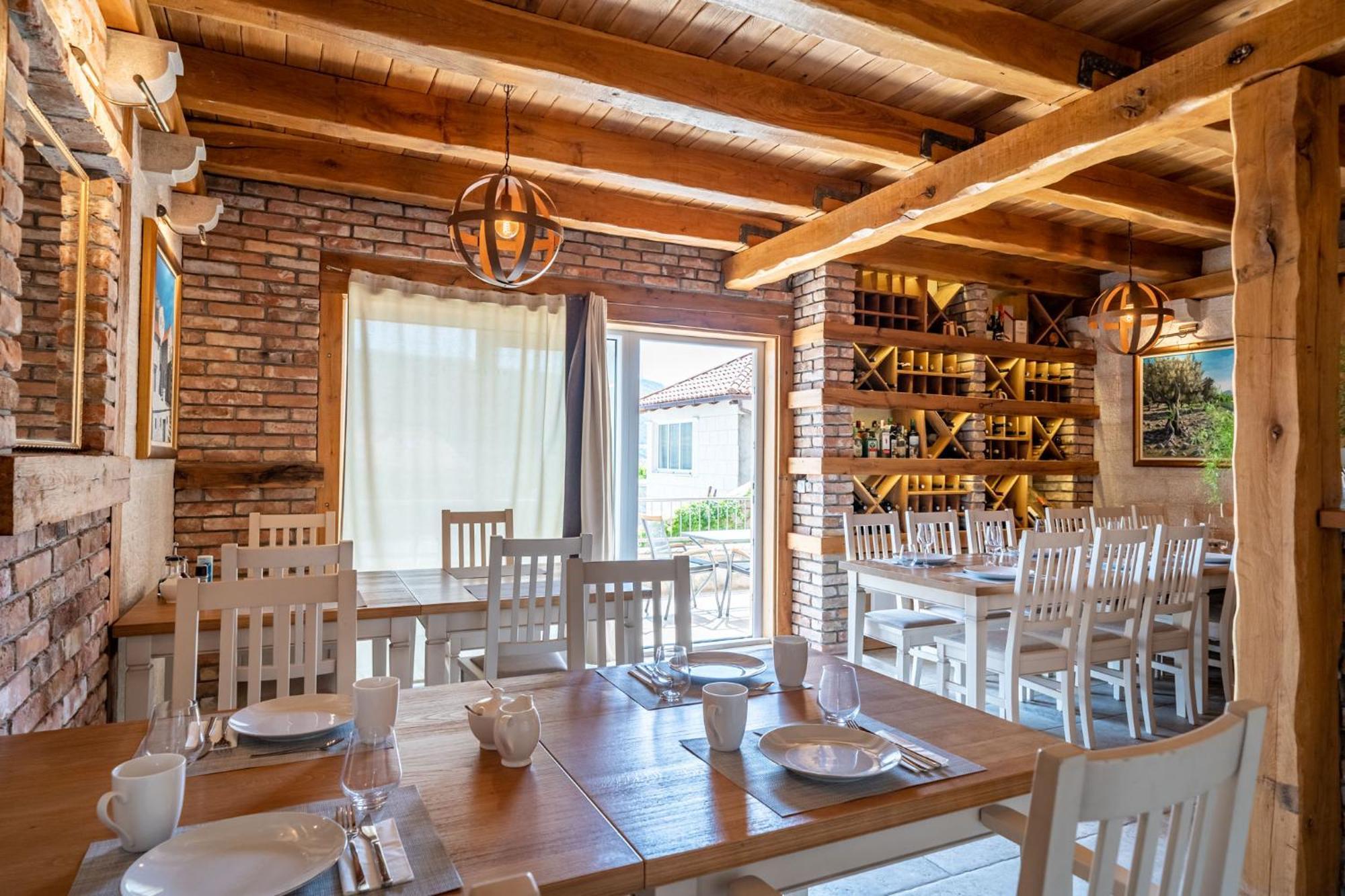 Burum - With Beautiful View 2 Bed & Breakfast *
